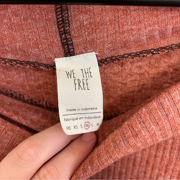 Free People Londontown Thermal Top Rust Orange Size Medium Asymmetrical Hem - Picture 7 of 9